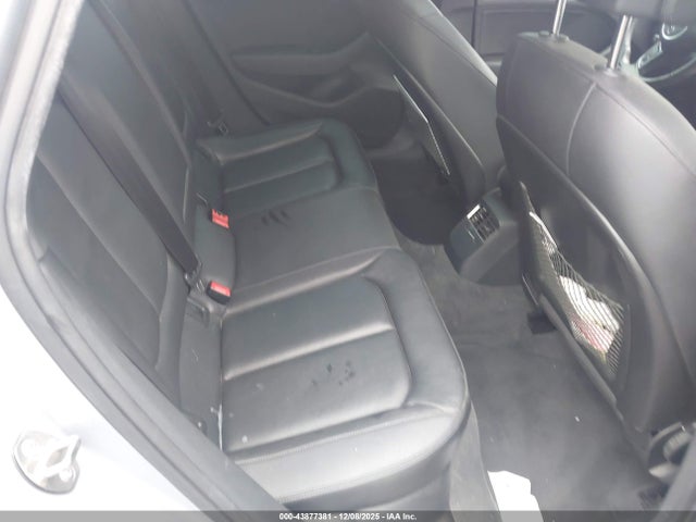 2018 AUDI A3 WAUAUGFF2J1045494 Photo 7