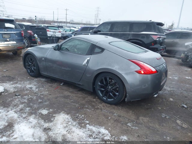 2016 NISSAN 370Z JN1AZ4EH4GM935916 Photo 2