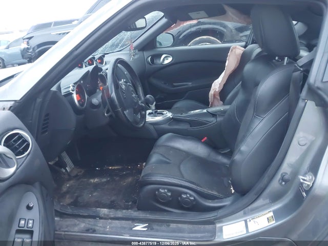 2016 NISSAN 370Z JN1AZ4EH4GM935916 Photo 4