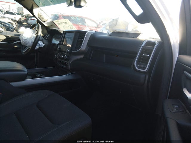 2021 Ram 1500 Big Horn  4x4 5'7 Box მანქანა იყიდება აუქციონზე, vin: 1C6SRFFT4MN648850, აუქციონის ნომერი: 43877660