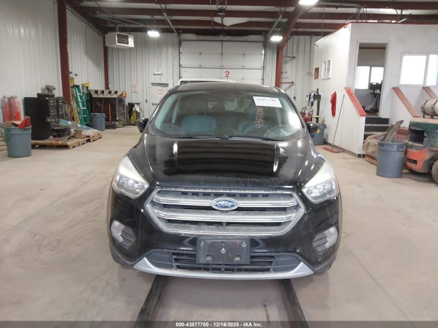 1FMCU9GD4HUA81793 Ford ESCAPE SE