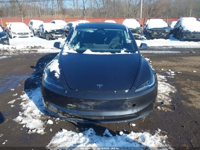 Продажа на аукционе авто 2025 Tesla Model 3 Long Range All-wheel Drive, vin: 5YJ3E1EB1SF021815, номер лота: 43877713