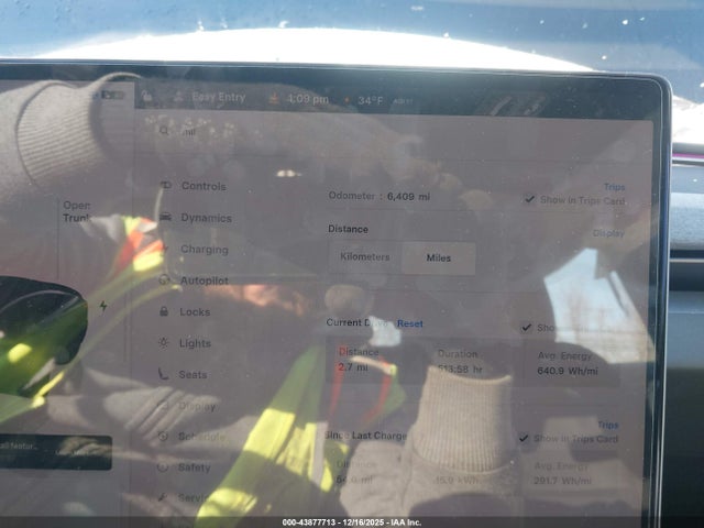 Продажа на аукционе авто 2025 Tesla Model 3 Long Range All-wheel Drive, vin: 5YJ3E1EB1SF021815, номер лота: 43877713