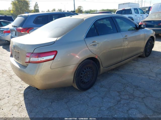 2011 TOYOTA CAMRY 4T1BF3EK6BU640739 Photo 3