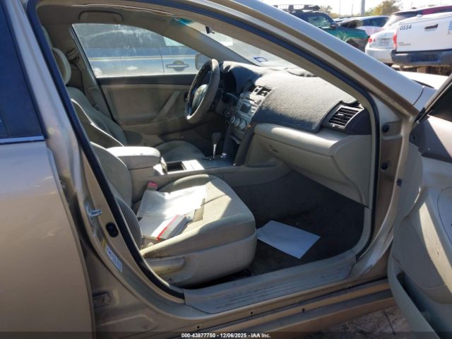 2011 TOYOTA CAMRY 4T1BF3EK6BU640739 Photo 4