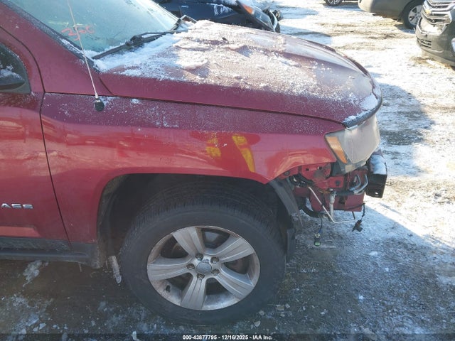 Jeep Compass Latitude 2014 1C4NJDEBXED661832 Image 6