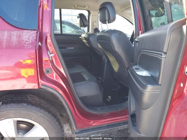 Jeep Compass Latitude 2014 1C4NJDEBXED661832 Image 8