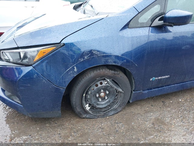 1N4AZ1CPXJC301633 Nissan LEAF S