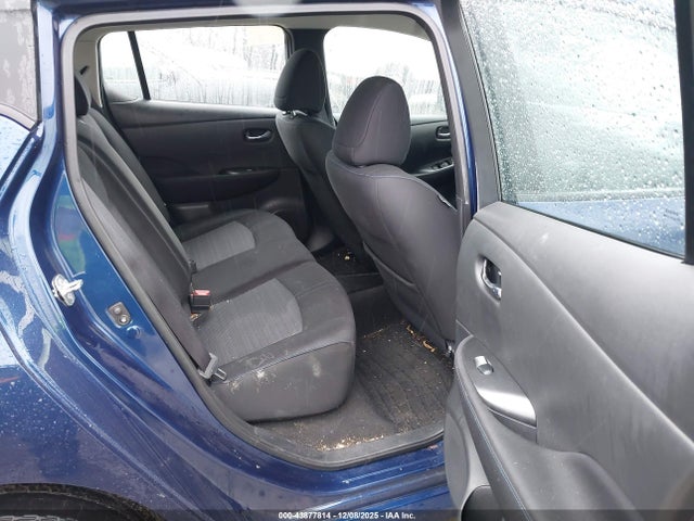 1N4AZ1CPXJC301633 Nissan LEAF S