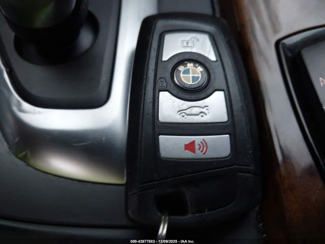 2016 BMW 320I WBA8A9C53GK617898 Photo 10