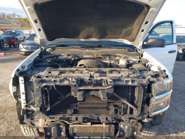 2017 CHEVROLET SILVERADO 2500HD 1GC1KUEG3HF223170 Photo 9