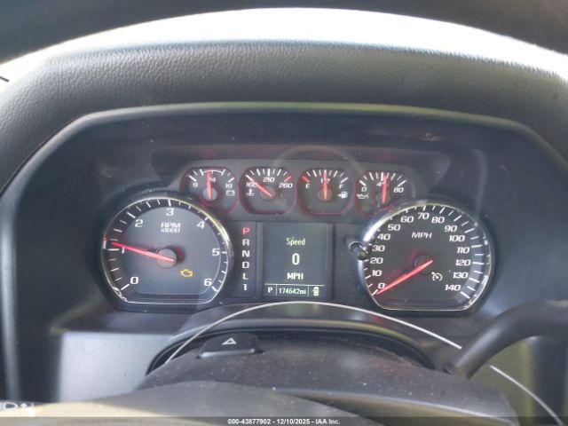 2017 CHEVROLET SILVERADO 2500HD 1GC1KUEG3HF223170 Photo 6