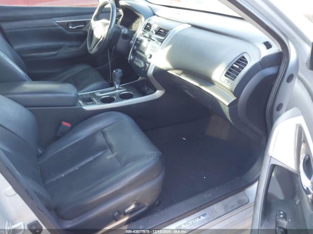2015 NISSAN ALTIMA 1N4AL3AP5FC154550 Photo 4
