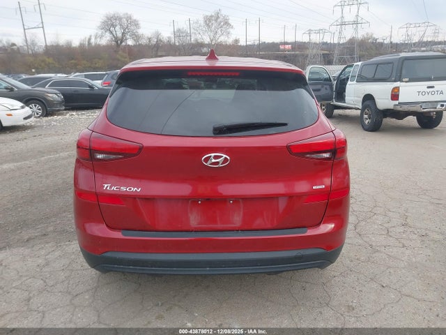 KM8J2CA47MU347692 Hyundai TUCSON SE