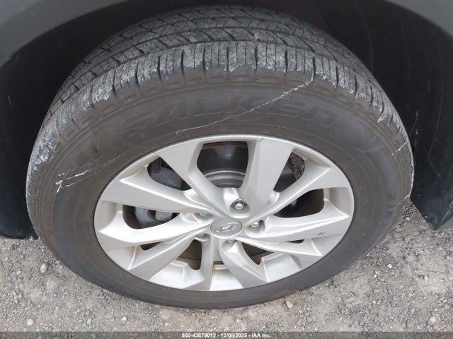 KM8J2CA47MU347692 Hyundai TUCSON SE