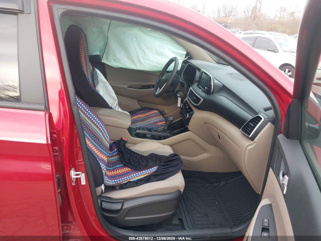KM8J2CA47MU347692 Hyundai TUCSON SE