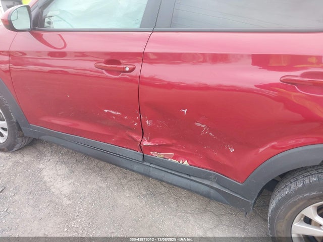 KM8J2CA47MU347692 Hyundai TUCSON SE