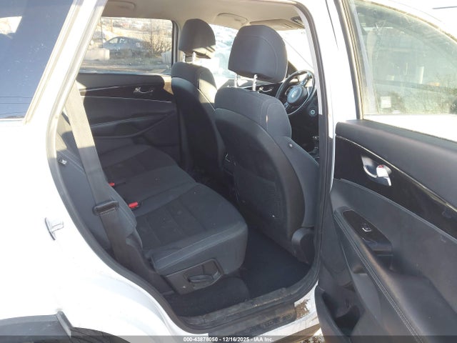 KIA Sorento 2.4l Lx 2017 5XYPG4A38HG210250 Image 8