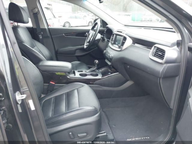 2017 KIA SORENTO 5XYPH4A53HG243557 Photo 4