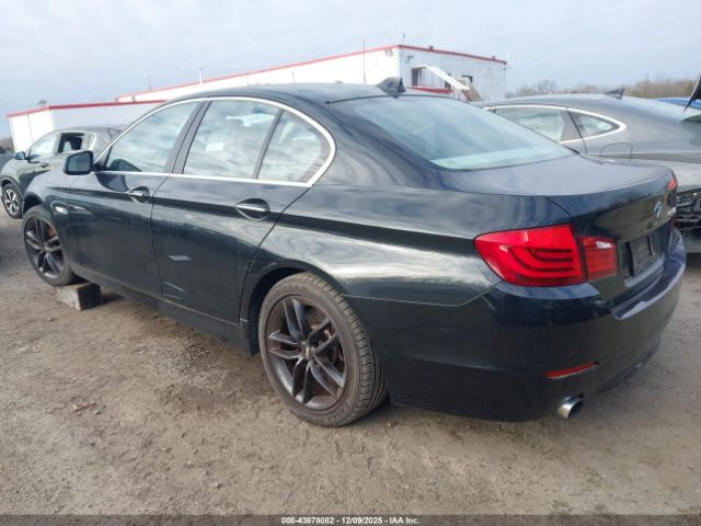 2011 BMW 535I WBAFR7C59BC267135 Photo 2