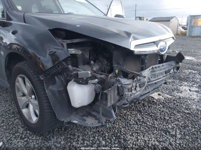 Subaru Forester 2.5i Limited 2015 JF2SJAHC1FH537675 Image 19