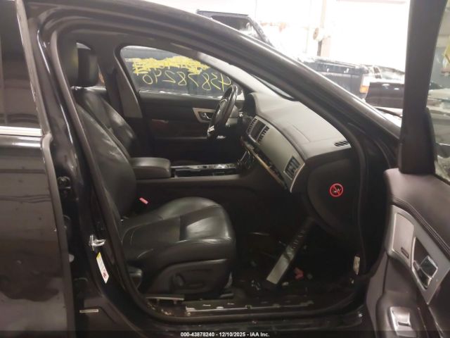 2013 JAGUAR XF SAJWJ0EF8D8S90128 Photo 4