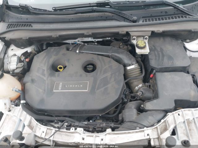 2019 LINCOLN MKC 5LMCJ2C92KUL22904 Photo 9