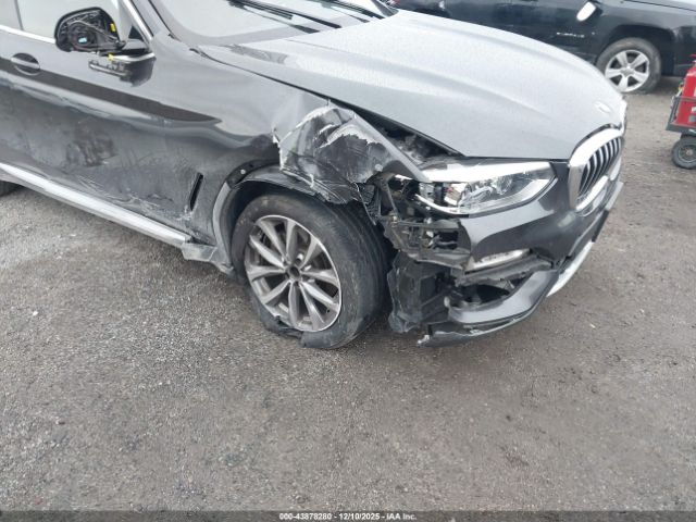 2019 BMW X3 5UXTR9C50KLE21458 Photo 5