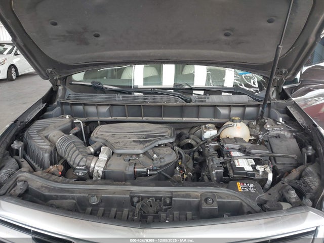 2018 CADILLAC XT5 1GYKNERS6JZ224862 Photo 9