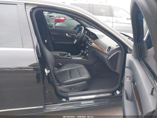 WDDGF4HB8EA966811 Mercedes-Benz C 250 Sport