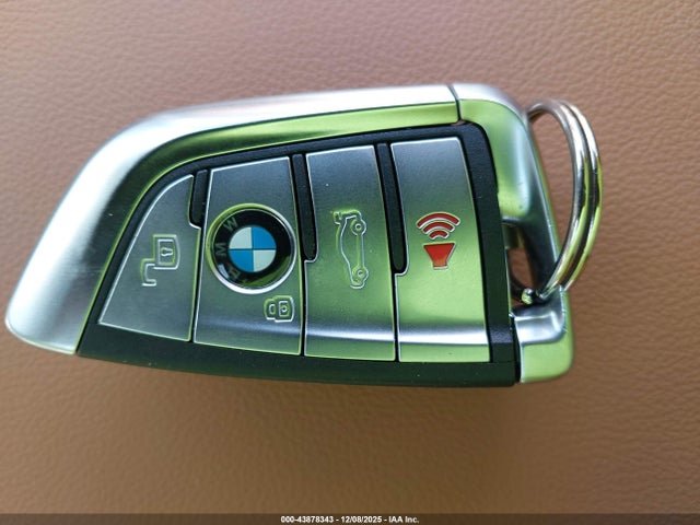 Продажа на аукционе авто 2022 Bmw 330i, vin: 3MW5R1J06N8C52975, номер лота: 43878343