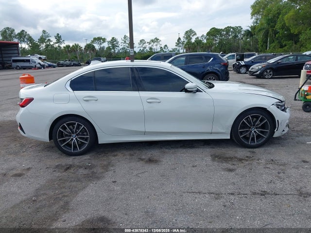 Продажа на аукционе авто 2022 Bmw 330i, vin: 3MW5R1J06N8C52975, номер лота: 43878343
