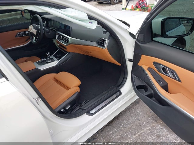 Продажа на аукционе авто 2022 Bmw 330i, vin: 3MW5R1J06N8C52975, номер лота: 43878343