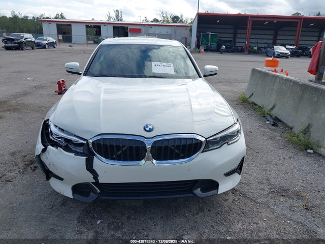 Продажа на аукционе авто 2022 Bmw 330i, vin: 3MW5R1J06N8C52975, номер лота: 43878343