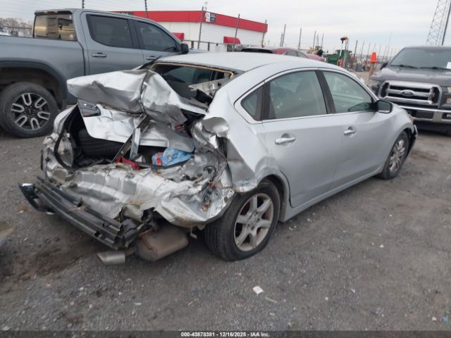 2018 NISSAN ALTIMA 1N4AL3AP1JC208824 Photo 3