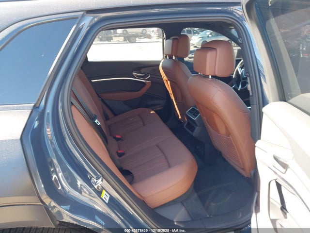 2024 AUDI Q8 E-TRON WA15AAGE6RB066722 Photo 7