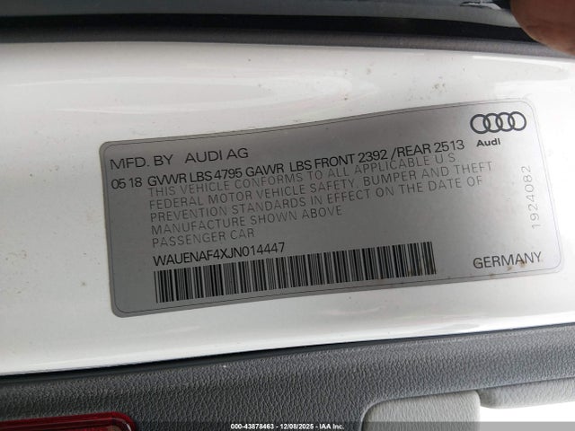 2018 AUDI A4 WAUENAF4XJN014447 Photo 8