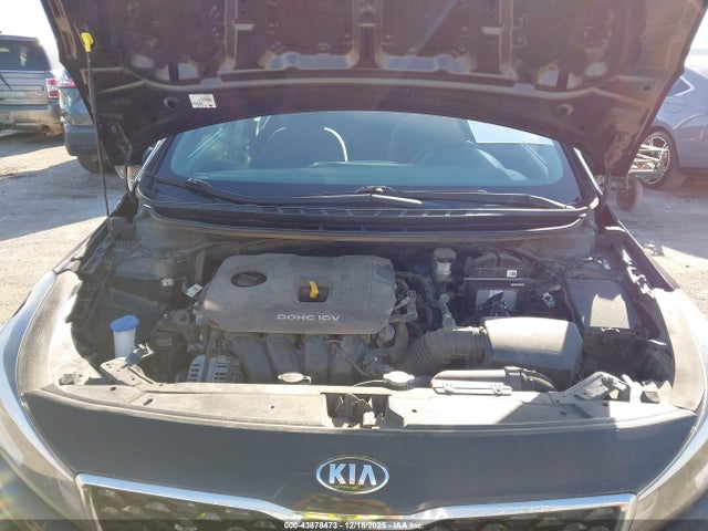 2017 Kia Forte Lx მანქანა იყიდება აუქციონზე, vin: 3KPFL4A7XHE111937, აუქციონის ნომერი: 43878473