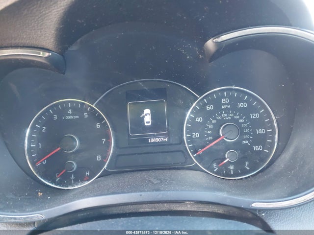 2017 Kia Forte Lx მანქანა იყიდება აუქციონზე, vin: 3KPFL4A7XHE111937, აუქციონის ნომერი: 43878473