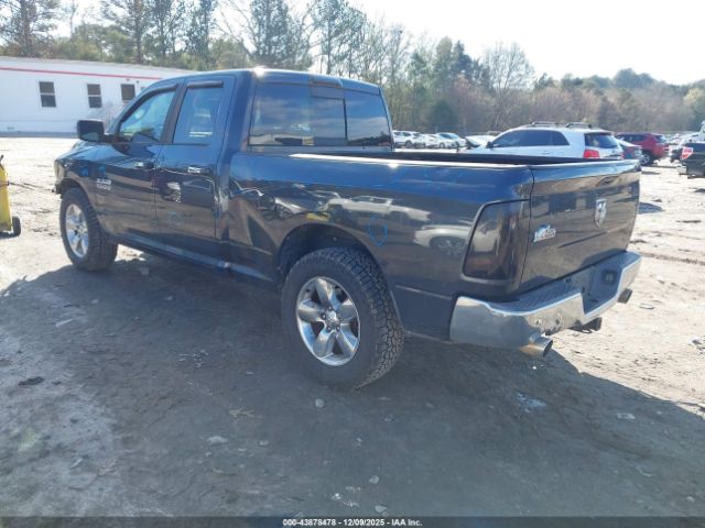 2015 RAM 1500 1C6RR6GT5FS510929 Photo 2