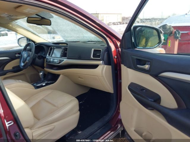 2016 TOYOTA HIGHLANDER 5TDJKRFH2GS263842 Photo 4