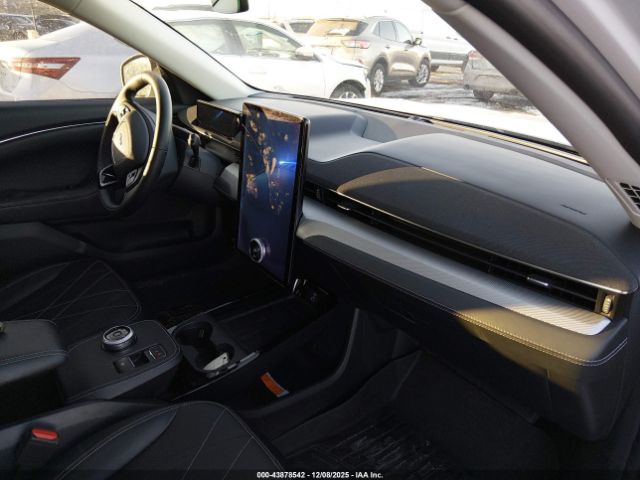 2023 FORD MUSTANG MACH-E 3FMTK2SU0PMA02899 Photo 4