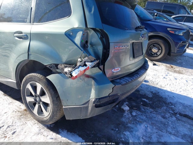 Subaru Forester 2.5i Premium 2018 JF2SJAEC5JH584835 Image 20