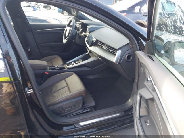 2022 AUDI A3 WAUAUDGY2NA030160 Photo 4