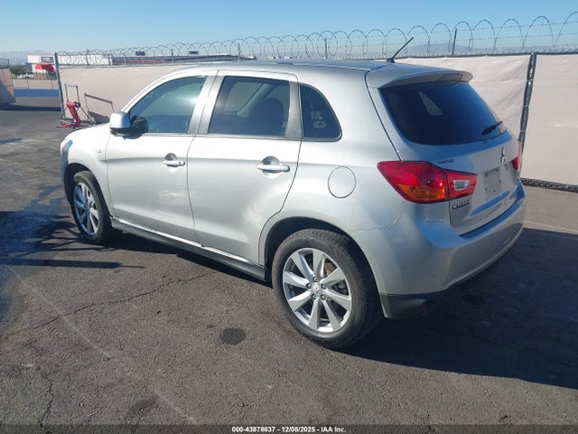 2015 MITSUBISHI OUTLANDER SPORT 4A4AP3AW6FE046988 Photo 2