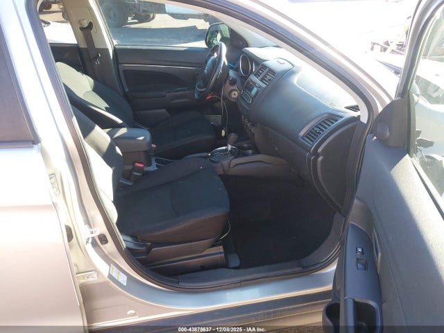 2015 MITSUBISHI OUTLANDER SPORT 4A4AP3AW6FE046988 Photo 4