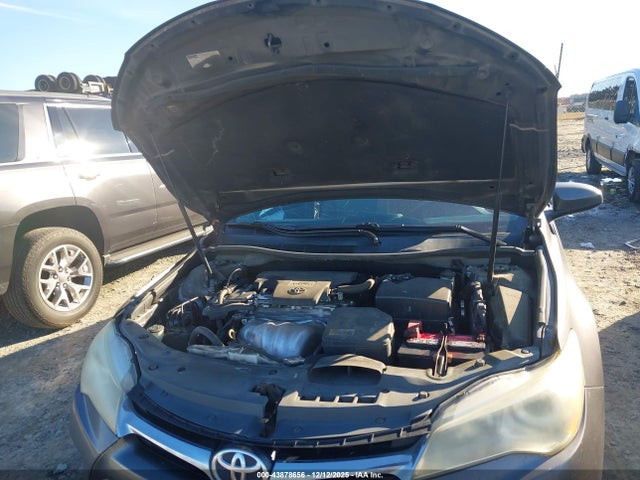 4T1BF1FK5HU631476 Toyota CAMRY LE