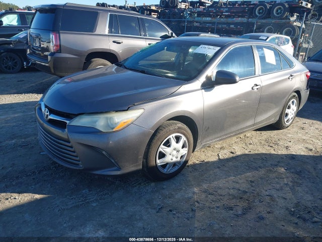 4T1BF1FK5HU631476 Toyota CAMRY LE