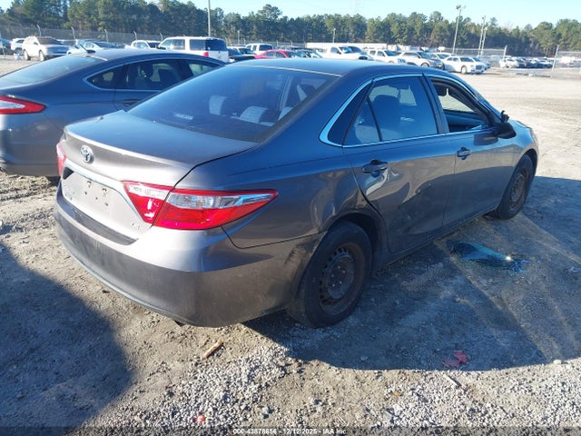 4T1BF1FK5HU631476 Toyota CAMRY LE