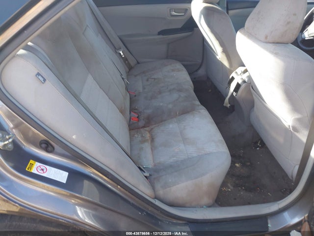 4T1BF1FK5HU631476 Toyota CAMRY LE